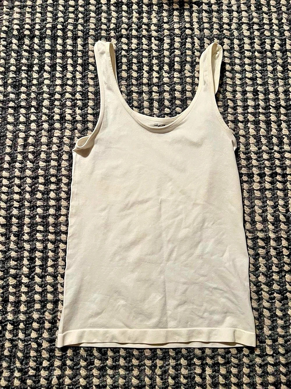 Marilyn Monroe Intimates Seamless Tank Top Cream Small